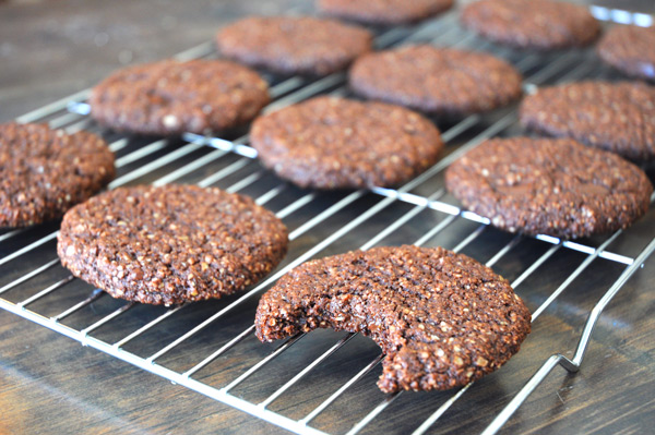 Oatmeal-Chocolate-Cookies